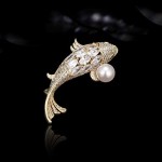 Cute Design Lucky Fish Crystal Brooch Pin Crystal Pearl Brooch Crystal Jewelry Women's Brooches and Pins Elegant Brooch (Color : A)