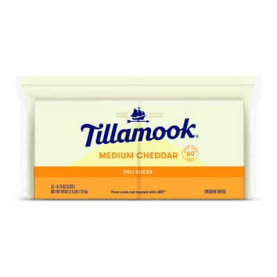 Tillamook Sliced Medium Cheddar Cheese, 52 ct