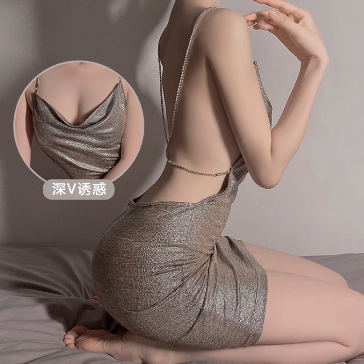 Guiruo Sexy Deep V Open Back Hot Metal Chain Nightclub Slim Fit Slim Strap Wrap Hip Skirt Home Suit Set 1223