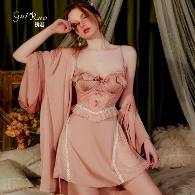 Guiruo French Sexy Deep V Satin Patched Lace Chest Pads with Open Back Strap Home Pajama Set 3128